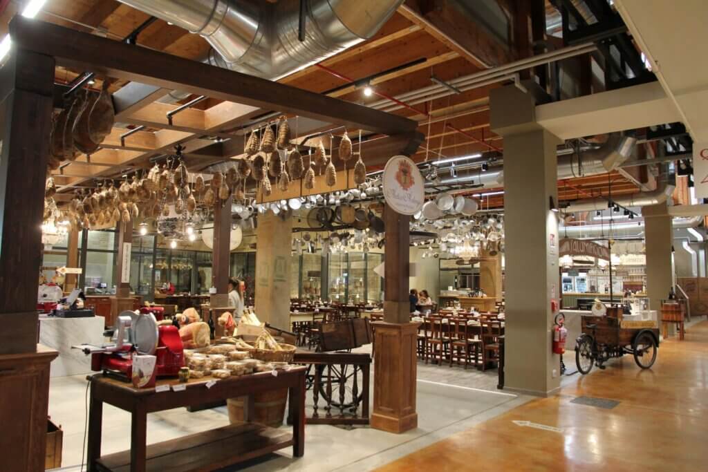 eataly bologna